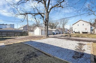 768 E Whittier St in Columbus, OH - Foto de edificio - Building Photo