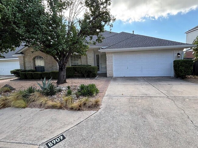 8909 Colberg Dr in Austin, TX - Building Photo - Building Photo