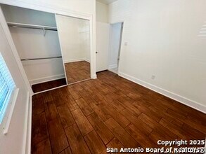 6601 Shadden Oaks in San Antonio, TX - Foto de edificio - Building Photo