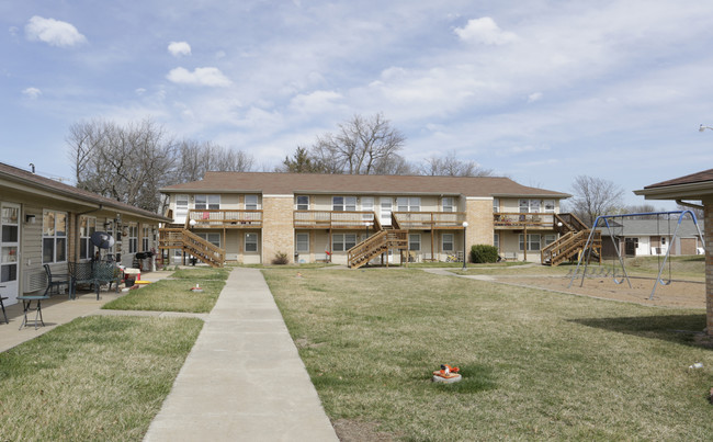 North Center Apartments