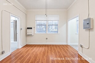 425 S Grand View St, Unit 5103 in Los Angeles, CA - Building Photo