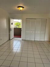 802 NW 87th Ave in Miami, FL - Building Photo - Building Photo