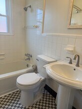 1011 W Wendover Ave in Greensboro, NC - Building Photo - Building Photo