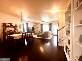 1746 Beacon Ln in Warrington, PA - Building Photo