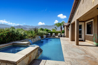 7 Lake Mendocino Dr in Rancho Mirage, CA - Building Photo - Building Photo