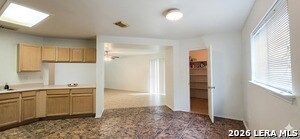 5715 Lovett Oaks in San Antonio, TX - Building Photo - Building Photo