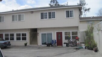 4327 Maine Ave, Unit 4327B in Baldwin Park, CA - Building Photo