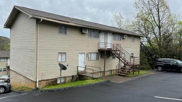 property at 210 Hendricks Blvd