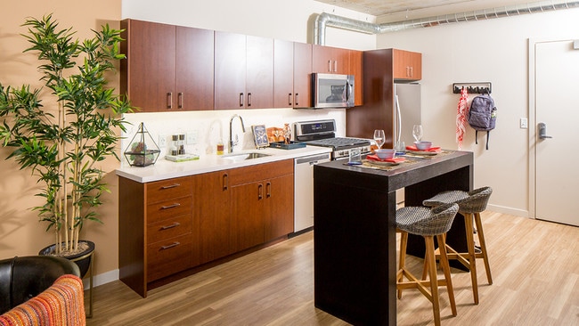 Modera Pearl in Portland, OR - Foto de edificio - Building Photo