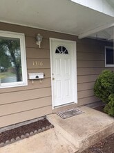 1316 S Mill St in Springfield, OR - Building Photo - Building Photo