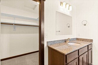 673 Rookery Ln in Bozeman, MT - Foto de edificio - Building Photo