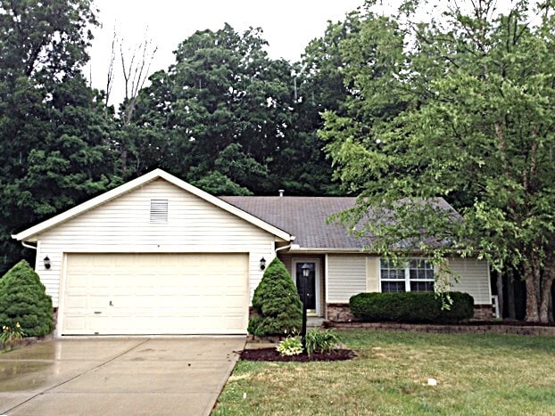 property at 3915 Little Creek Dr