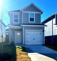 321 Tall Cedar Wy in Princeton, TX - Building Photo