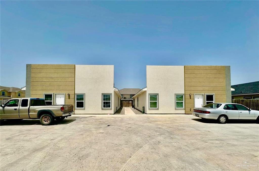 817 S Missouri St in Alton, TX - Building Photo