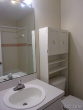 915 SE Mayo Dr in Crystal River, FL - Building Photo - Building Photo