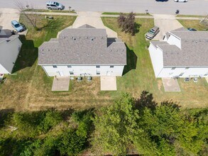 5716-5718-5718 Canaveral Dr in Columbia, MO - Building Photo - Building Photo