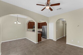 10392 Park Commons Dr in Orlando, FL - Building Photo - Building Photo