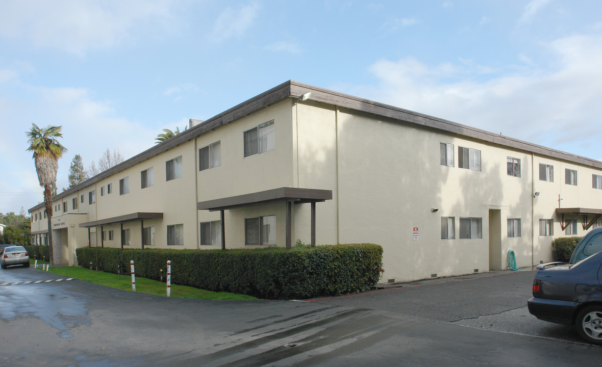 Midtown Apartments in Palo Alto, CA - Foto de edificio