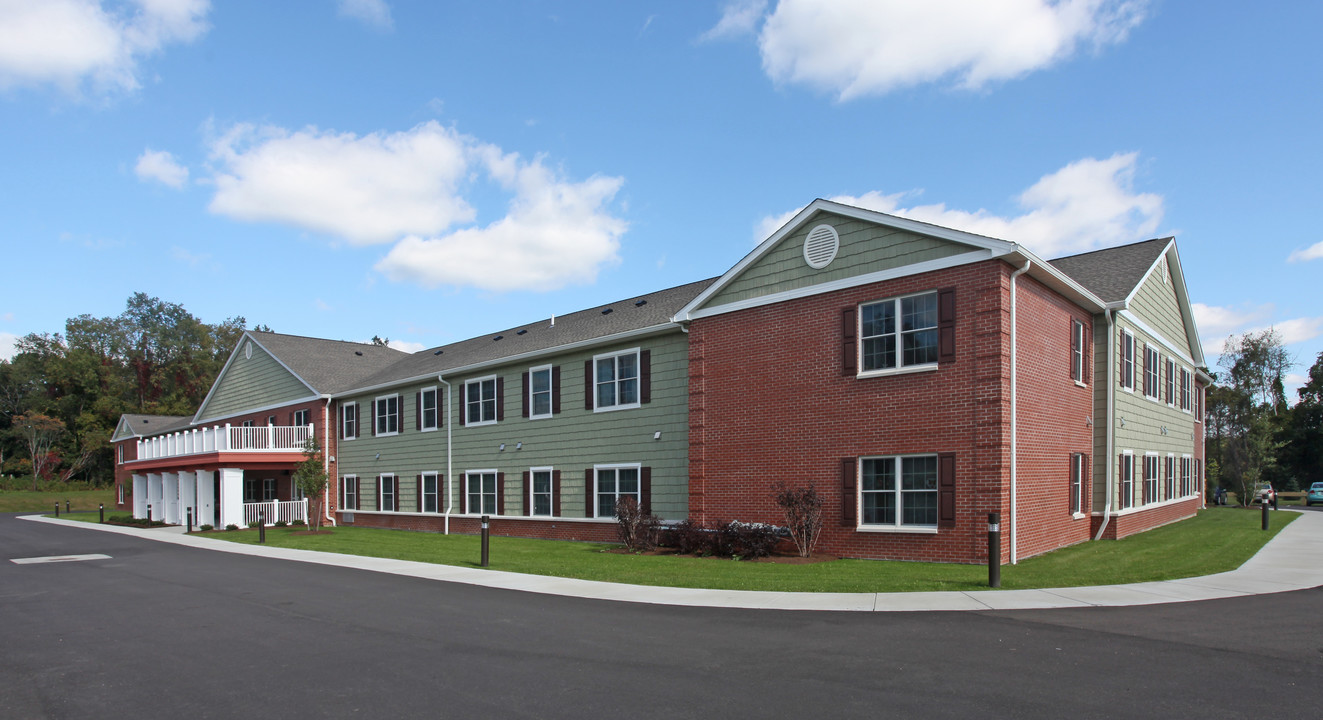 Orchard Senior Living in Springville, NY - Foto de edificio