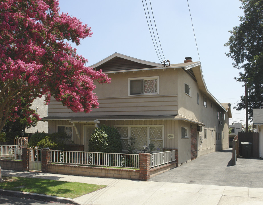 408 W Grand Ave in Alhambra, CA - Building Photo