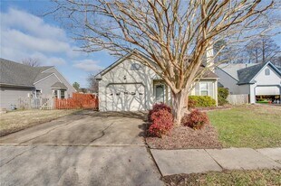 2568 Hunters Run Trail in Virginia Beach, VA - Building Photo