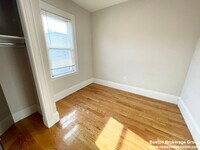 108 Buttonwood St photo'