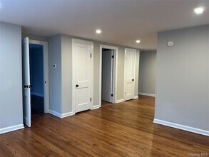 29 Tobins Ln, Unit 2 in Highland Falls, NY - Foto de edificio - Building Photo