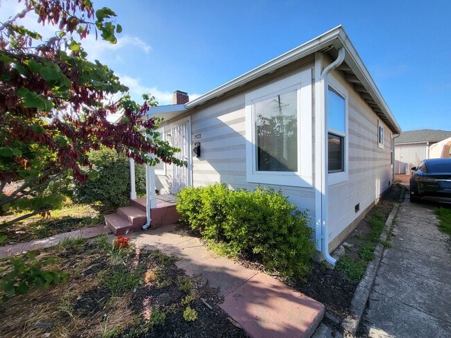 property at 2422 Dover Ave