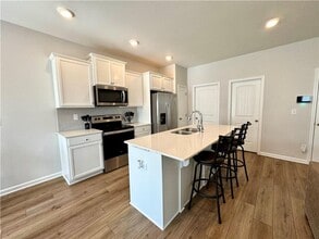 3160 Raiden Cir in Opelika, AL - Building Photo - Building Photo