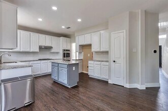 3825 Misty Glen Ct in Bedford, TX - Building Photo - Building Photo