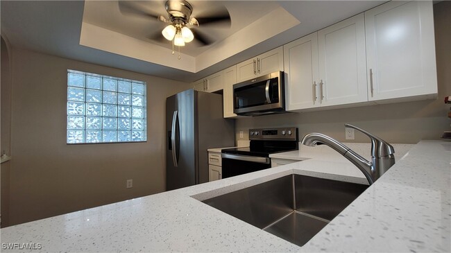 425 SW 47th Terrace in Cape Coral, FL - Building Photo - Building Photo