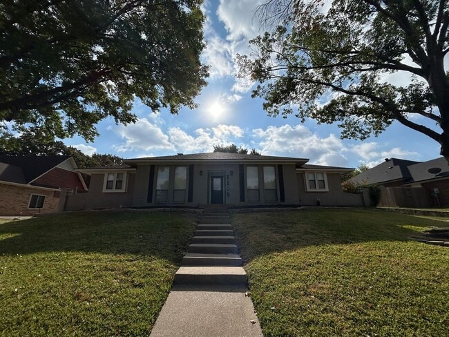 property at 1108 Berkshire Ct