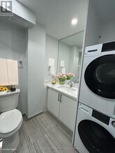 15 Walmer Rd in Toronto, ON - Building Photo - Building Photo