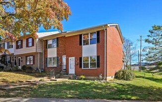 3530 Sutherland Dr in Lexington, KY - Building Photo