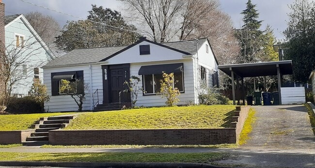 property at 5708 40th Ave NE