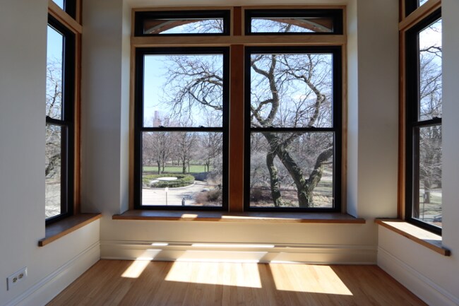 800 S Loomis St, Unit 2 in Chicago, IL - Foto de edificio - Building Photo