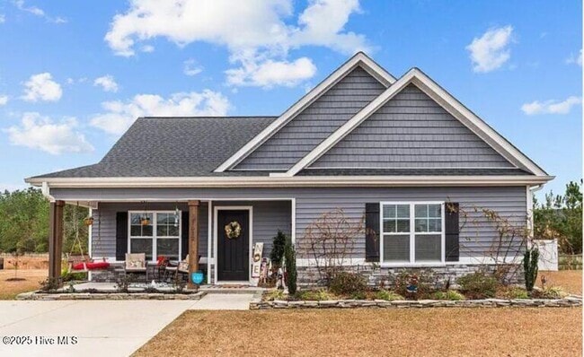 property at 1512 Penncross Dr