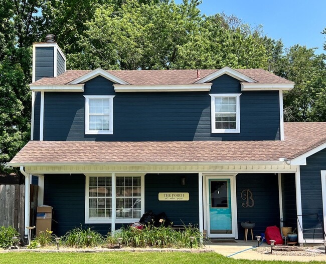 property at 427 Country Ln Dr