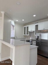 235 W Mountain Sage Dr in Phoenix, AZ - Foto de edificio - Building Photo