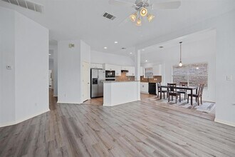 2205 Westfalian Trail in Austin, TX - Building Photo - Building Photo