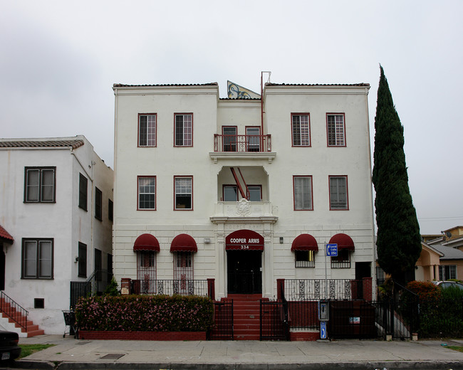 Heliotrope Apartments in Los Angeles, CA - Foto de edificio - Building Photo