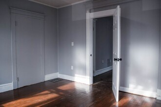 19 Bassett St in New Haven, CT - Building Photo - Building Photo