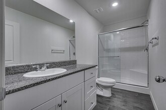 526 Clearsable Ave in Henderson, NV - Building Photo - Building Photo