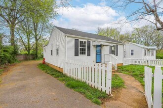 5506 Winn Ave in Nashville, TN - Building Photo - Building Photo