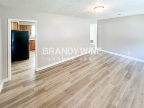 6230 Cedar Wood Dr in College Park, GA - Building Photo - Building Photo