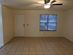 2010 Sycamore Pl in Springdale, AR - Building Photo - Building Photo