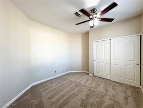 1737 Buttermilk Dr in Henderson, NV - Building Photo - Building Photo