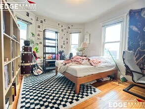 550 Washington St, Unit 2 in Boston, MA - Foto de edificio - Building Photo