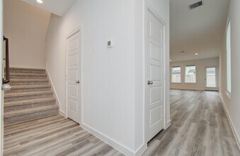 12312 Frisco Cv Ct in Houston, TX - Foto de edificio - Building Photo