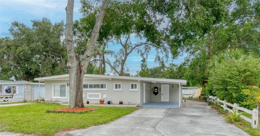 2306 W Clinton St in Tampa, FL - Building Photo